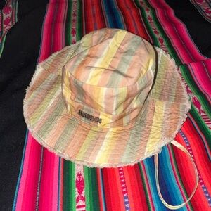 Jacquemus bucket hat